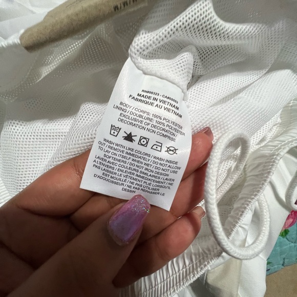 Nike White & Cream Sweatpants - Picture 4 of 5